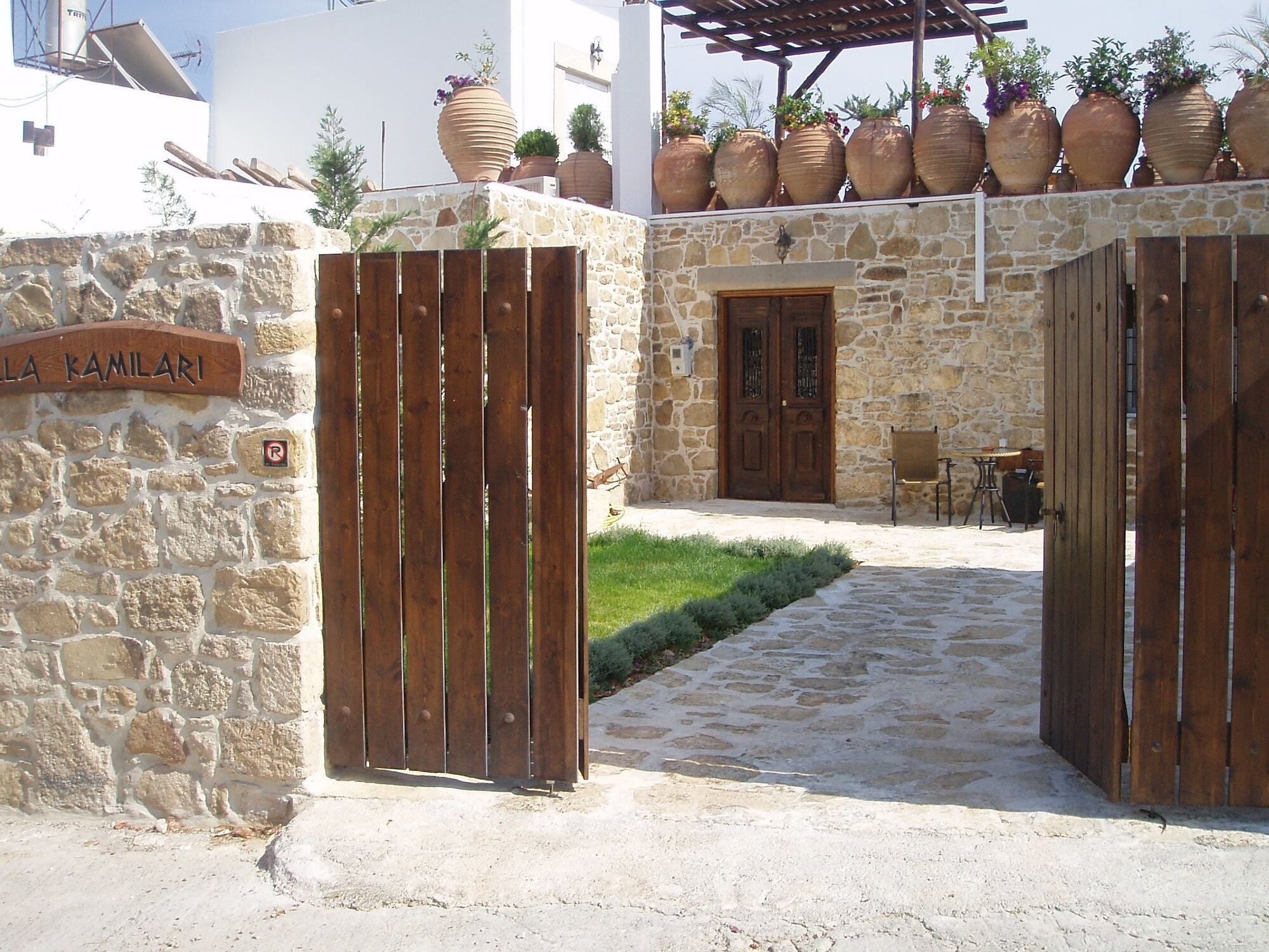 Villa Kamilari Exterior foto