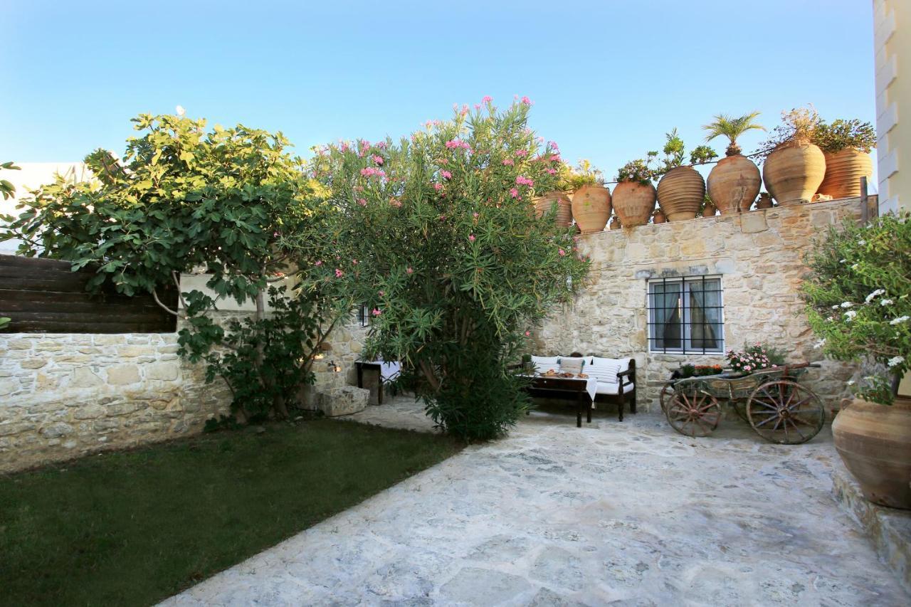 Villa Kamilari Exterior foto