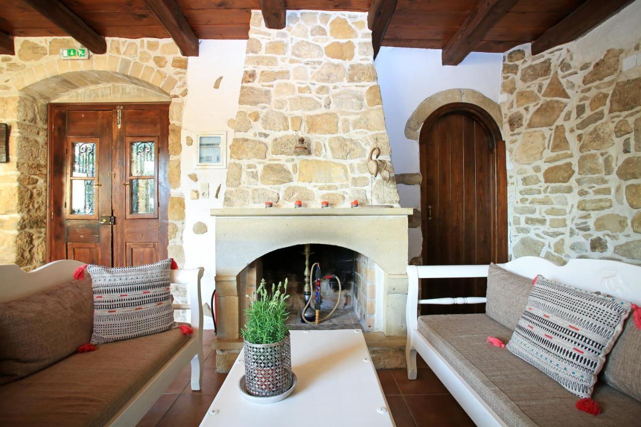 Villa Kamilari Exterior foto